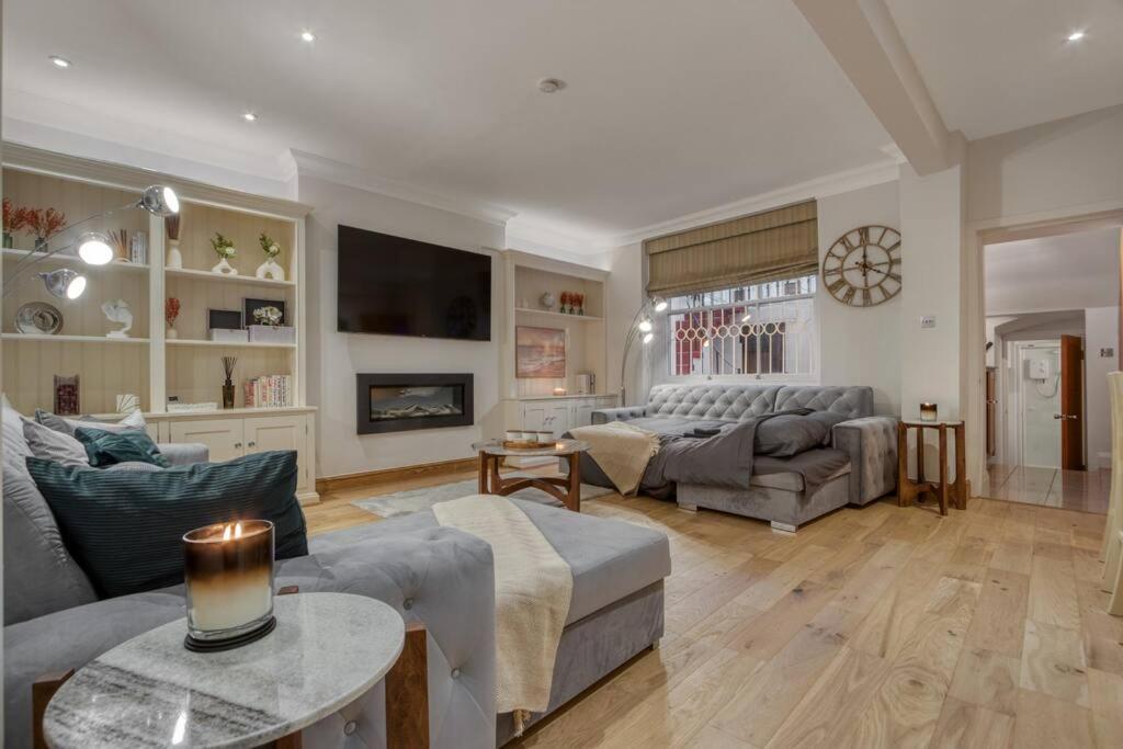 Appartamento 3bed 3bath Kensington Palace Londra