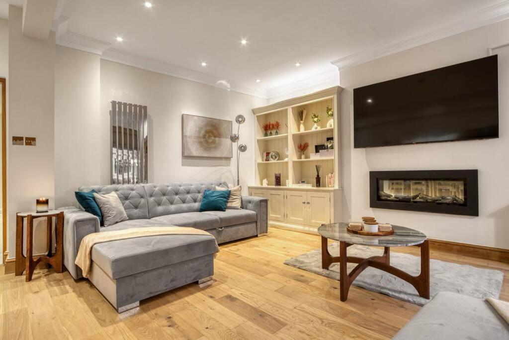 3bed 3bath Kensington Palace Londra